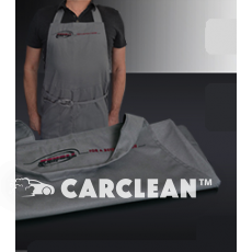 Apron with pocket